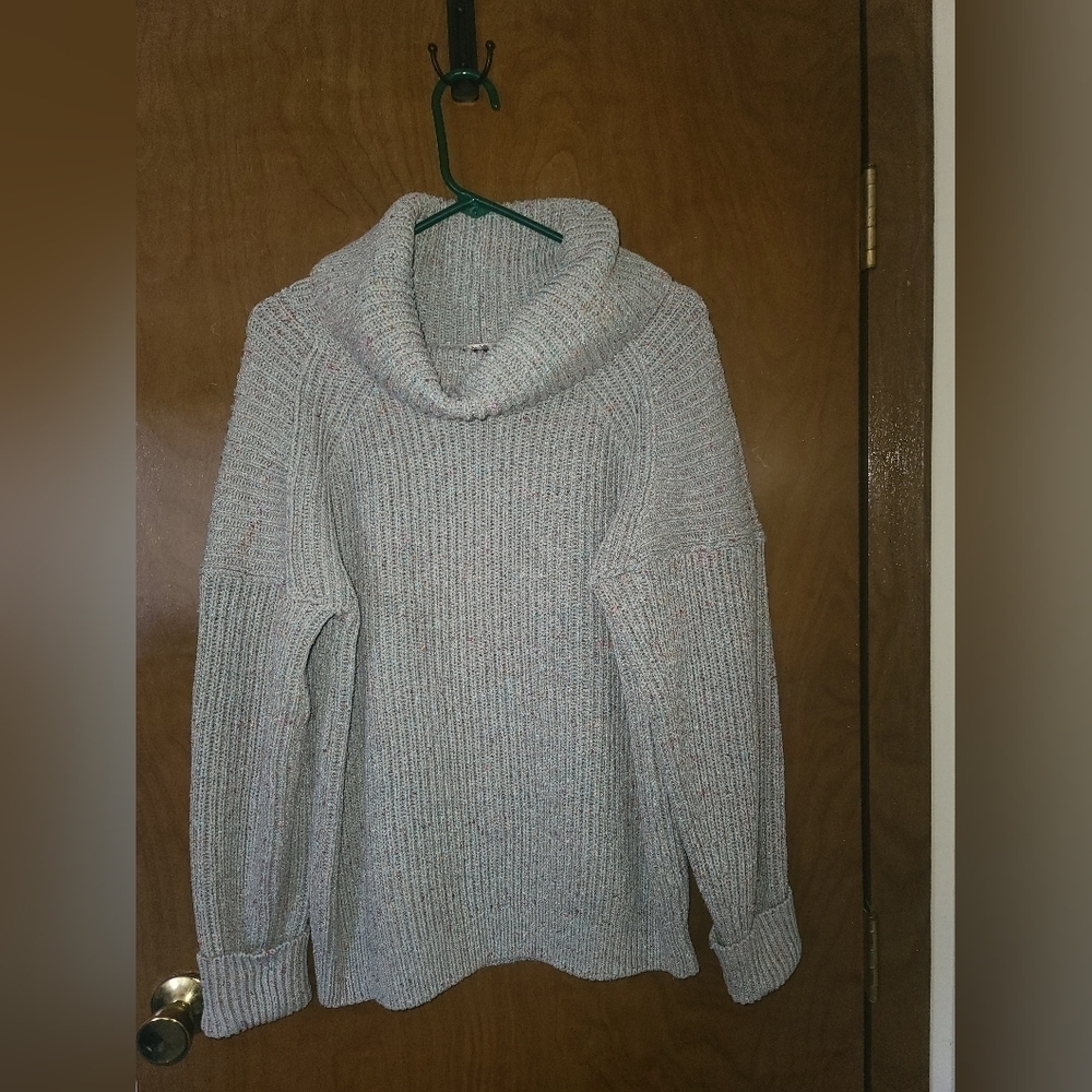 Free People Gray Wool Blend Chunky Cowl Neck Sweater Size Medium